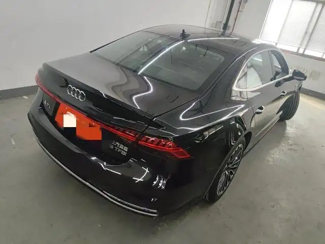 Audi A7 L 2025 Model 45 TFSI Luxury Model – фото 5
