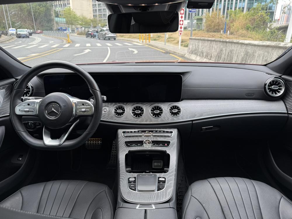 Mercedes-Benz CLS Модель 2020 года CLS 350 4MATIC – фото 12