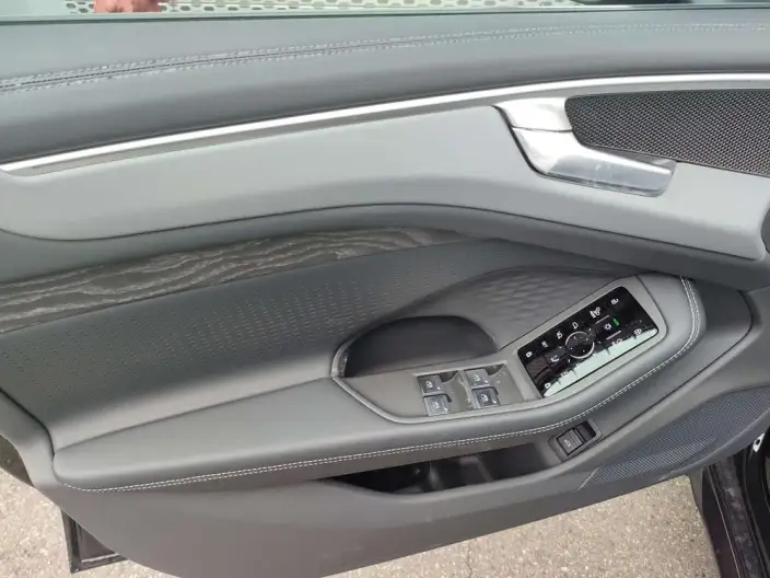 Audi A6L 2026 Model 2.0T Exclusive Model – фото 8