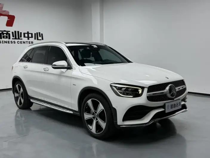 Mercedes-Benz GLC 2022 Model GLC 300 L 4MATIC Dynamic Model Collector Edition – фото 3