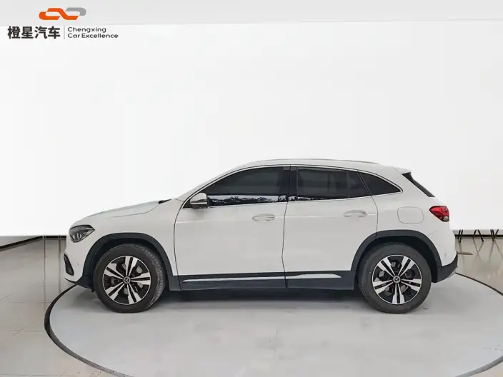 Mercedes-Benz GLA 2023 Model GLA 220 – фото 3