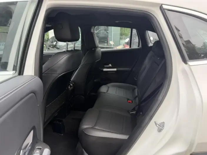 Mercedes-Benz GLA 2023 Model GLA 220 – фото 9