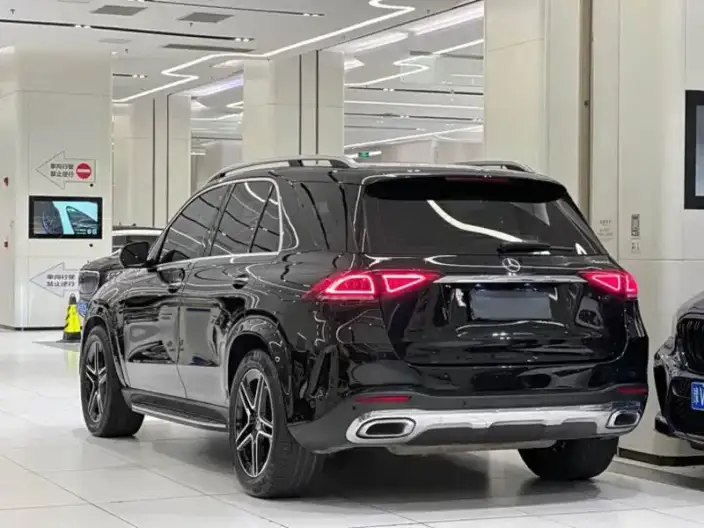 Mercedes-Benz GLE Imported 2022 Model GLE 350 4MATIC Fashion Model – фото 3