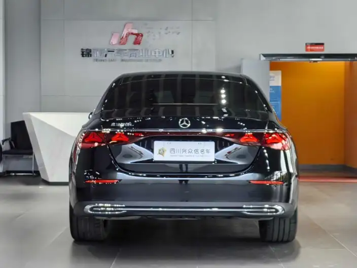 Mercedes-Benz E-Class 2025 Model E 300 L Fashion Model sedan – фото 5