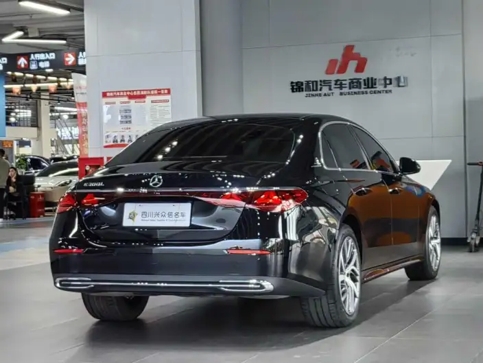 Mercedes-Benz E-Class 2025 Model E 300 L Fashion Model sedan – фото 6