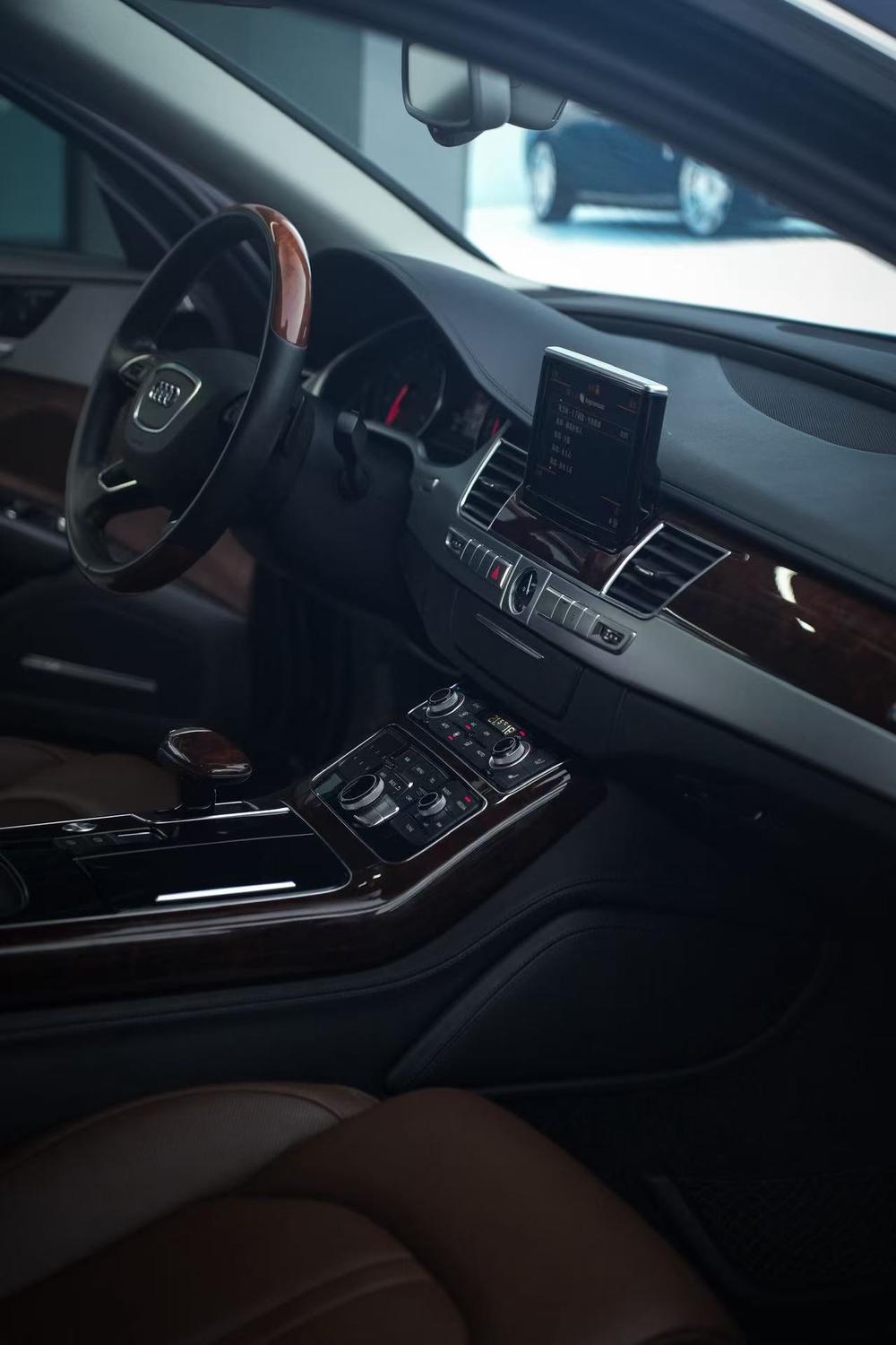 Audi A8 2013 модификация A8L 45 TFSI quattro Exclusive тип – фото 10