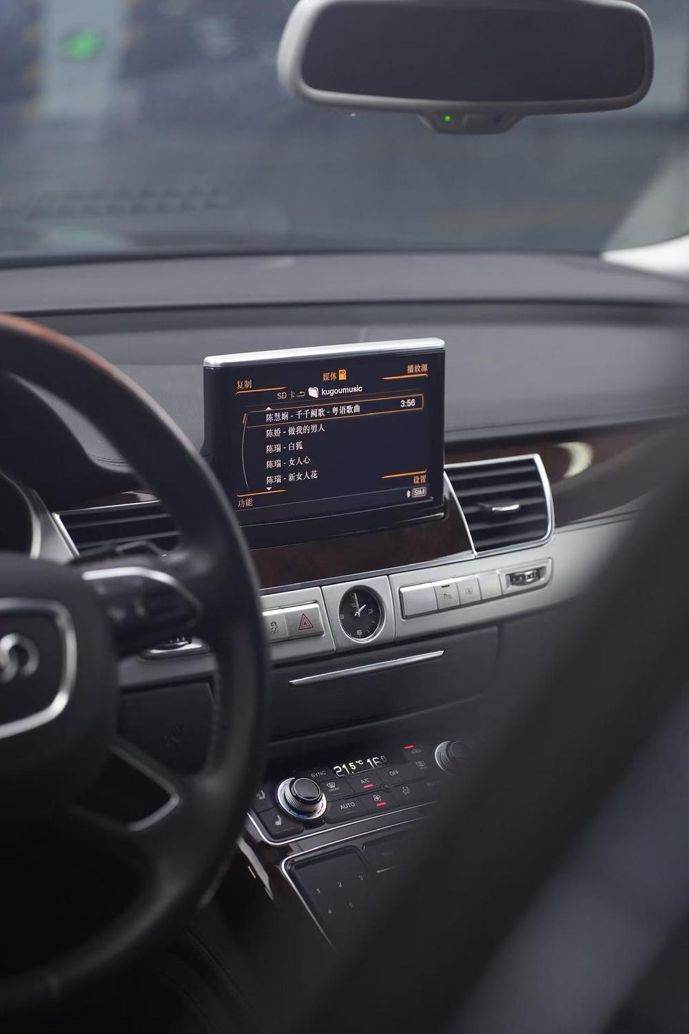 Audi A8 2013 модификация A8L 45 TFSI quattro Exclusive тип – фото 20