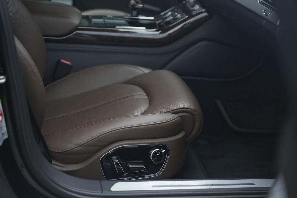 Audi A8 2013 модификация A8L 45 TFSI quattro Exclusive тип – фото 36
