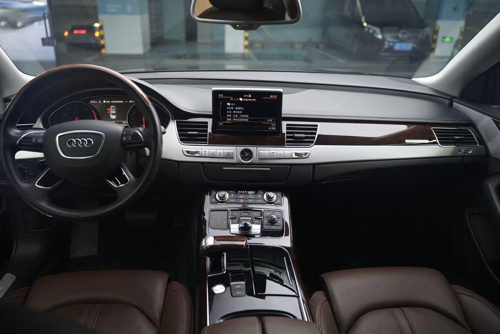 Audi A8 2013 модификация A8L 45 TFSI quattro Exclusive тип – фото 39