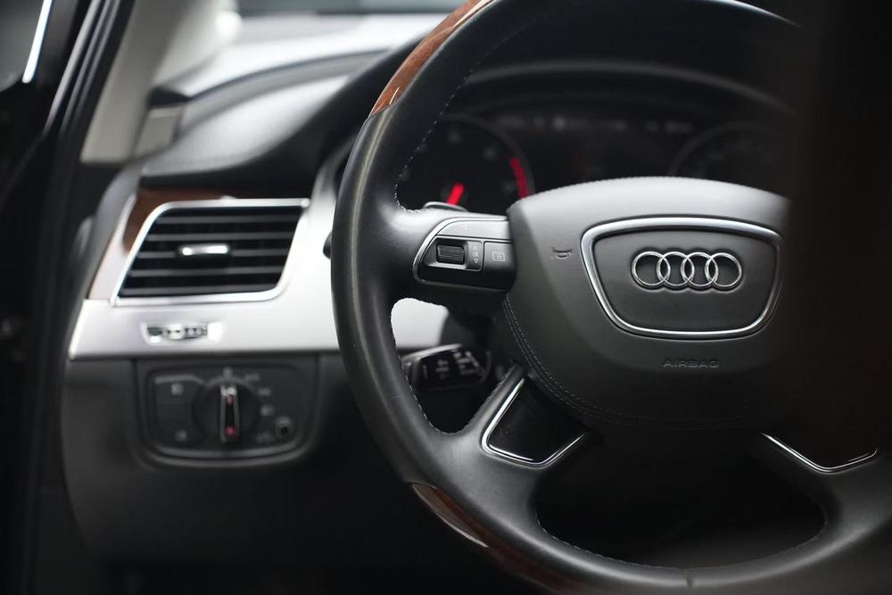 Audi A8 2013 модификация A8L 45 TFSI quattro Exclusive тип – фото 41