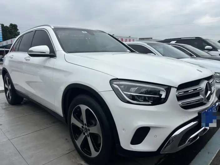 Mercedes-Benz GLC 2022 Model GLC 260 L 4MATIC Luxury Model – фото 3