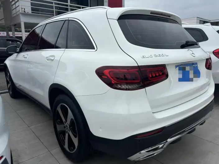 Mercedes-Benz GLC 2022 Model GLC 260 L 4MATIC Luxury Model – фото 4