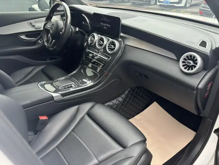 Mercedes-Benz GLC 2022 Model GLC 260 L 4MATIC Luxury Model – фото 9