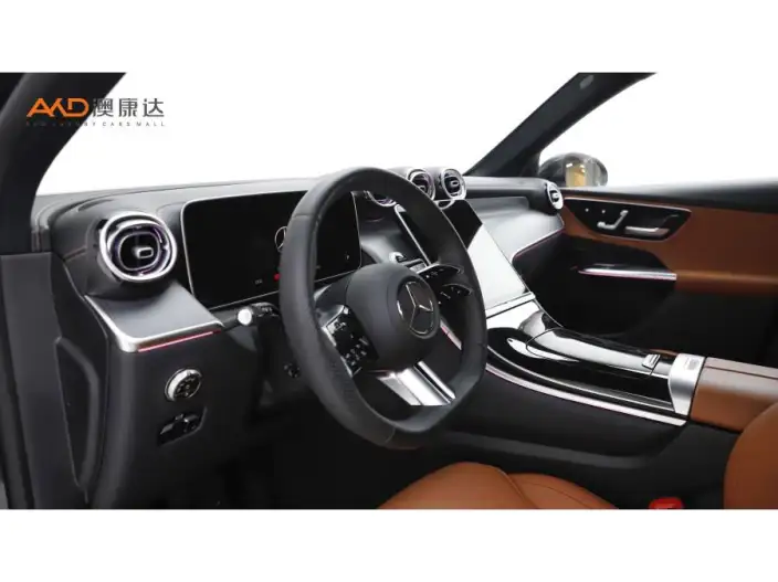 Mercedes-Benz GLC 2025 Model GLC 260 L 4MATIC Luxury Model 5 seat – фото 7