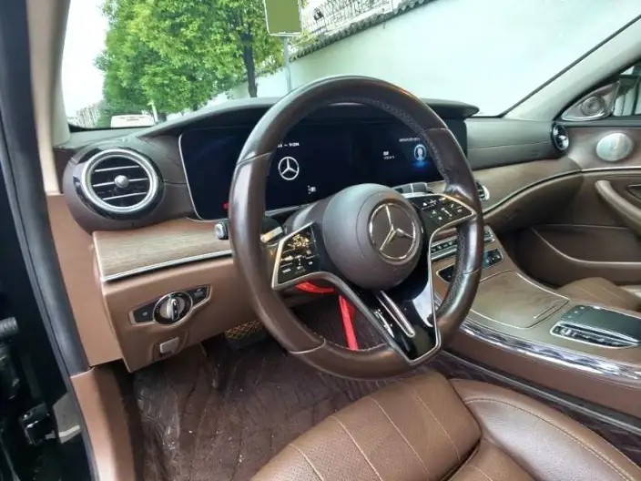 Mercedes-Benz E-Class 2022 Model E 300 L Fashion Model sedan – фото 8