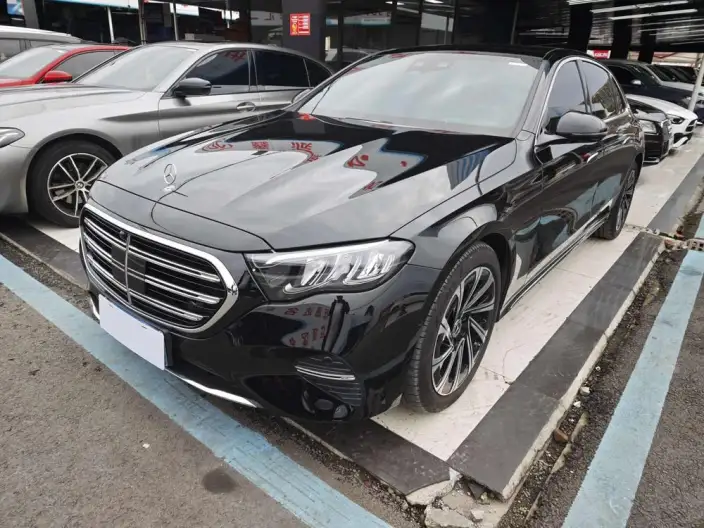 Mercedes-Benz E-Class 2024 Model E 300 L Luxury Model sedan – фото 1