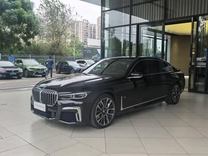 BMW 7 Series 2021 Model 740Li Leading Model M Sports Set – фото 1