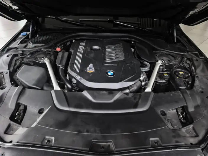 BMW 7 Series 2021 Model 740Li Leading Model M Sports Set – фото 6
