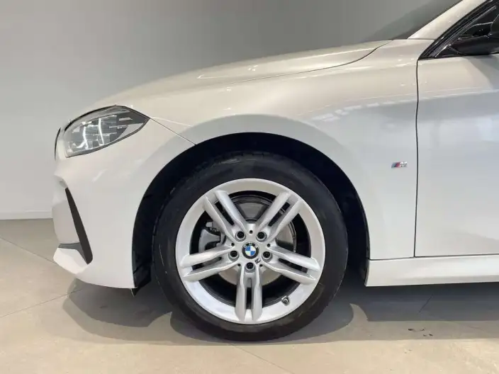 BMW 1 Series 2021 Model 120i M Sports Night Edition – фото 8