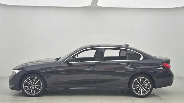 BMW 3 Series 2023 Model 325Li M Sports Set – фото 4