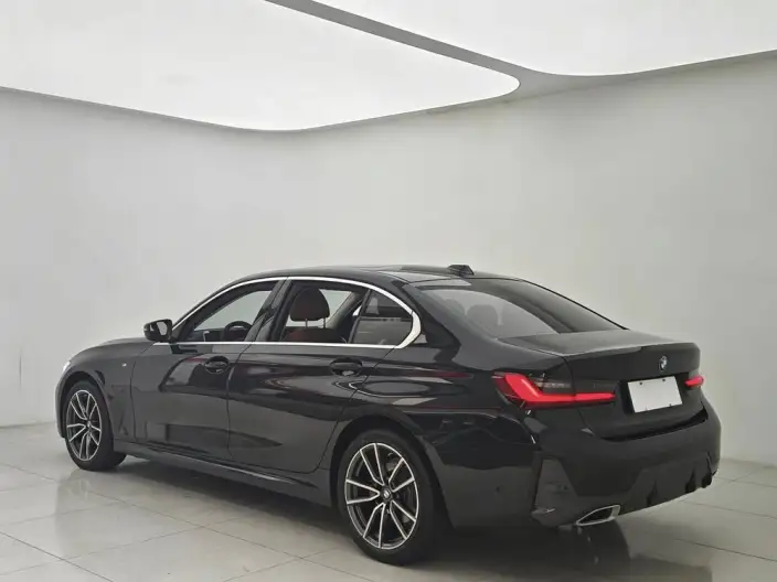 BMW 3 Series 2023 Model 325Li M Sports Set – фото 5