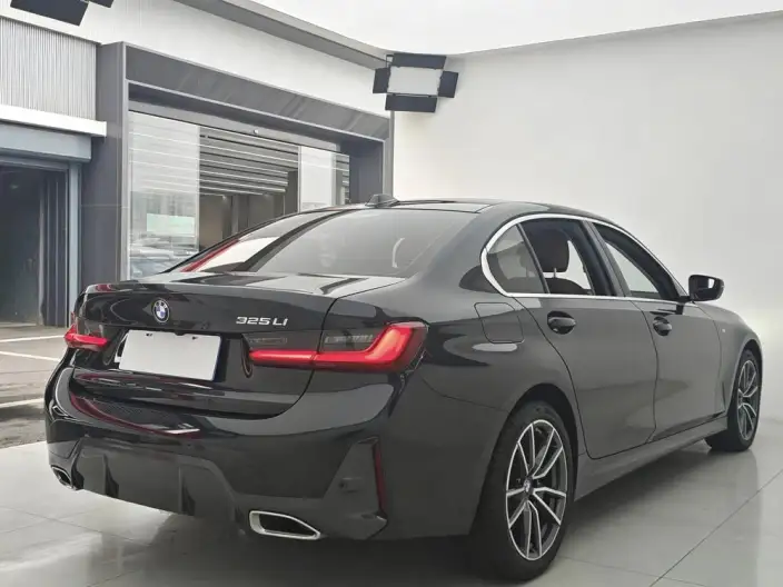 BMW 3 Series 2023 Model 325Li M Sports Set – фото 7