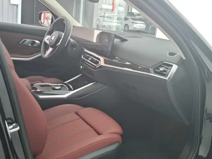 BMW 3 Series 2023 Model 325Li M Sports Set – фото 9