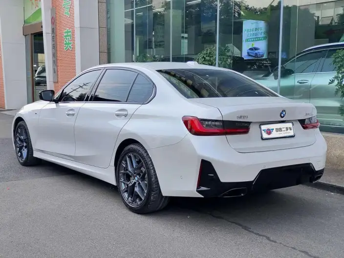 BMW 3 Series 2025 Model 330Li M Sports Night Set – фото 4