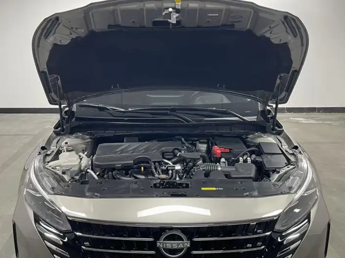 Nissan Teana 2022 Model 2.0L XL-TLS Yuexiang Edition – фото 10