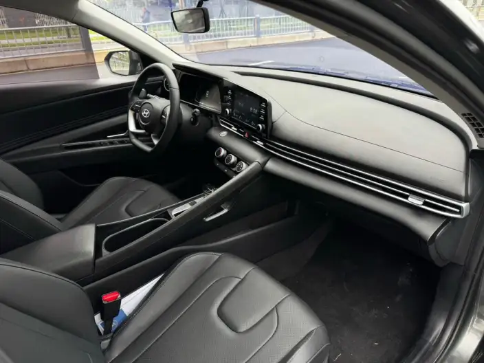 Hyundai Ioniq 2023 Model 1.5L CVT GLX Elite Edition – фото 7