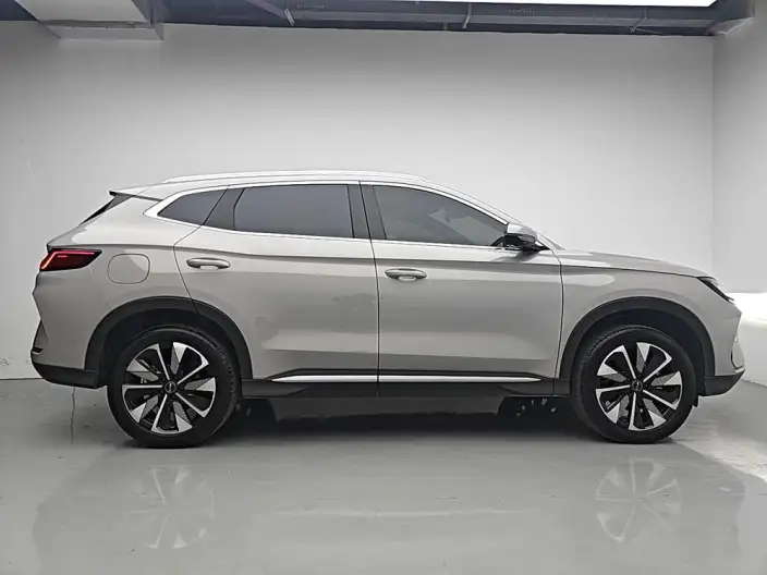 BYD Song PLUS DM 2025 Model DM-i 112KM Zunrong Model – фото 8