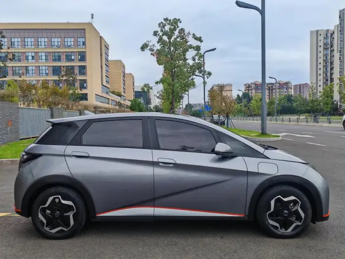 BYD Dolphin 2021 Model Fashion Edition – фото 7