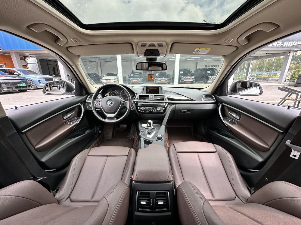 BMW 3 Series 2018 320Li Style – фото 16