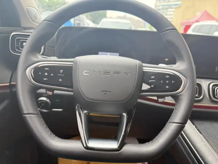 Chery Tiggo 9 2023 Model 2.0T DCT 2WD Deluxe Edition 7 seat – фото 10