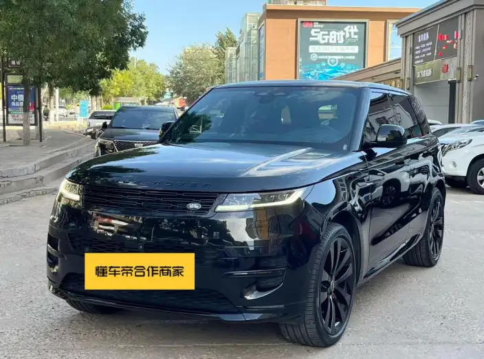 Range Rover Sport 2023 Model 3.0 L6 First Edition Edition – фото 1