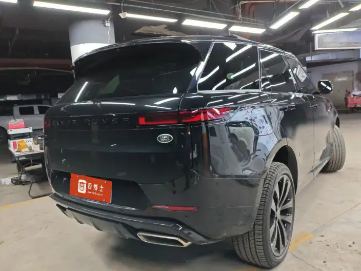 Range Rover Sport 2023 Model 3.0 L6 First Edition Edition – фото 5