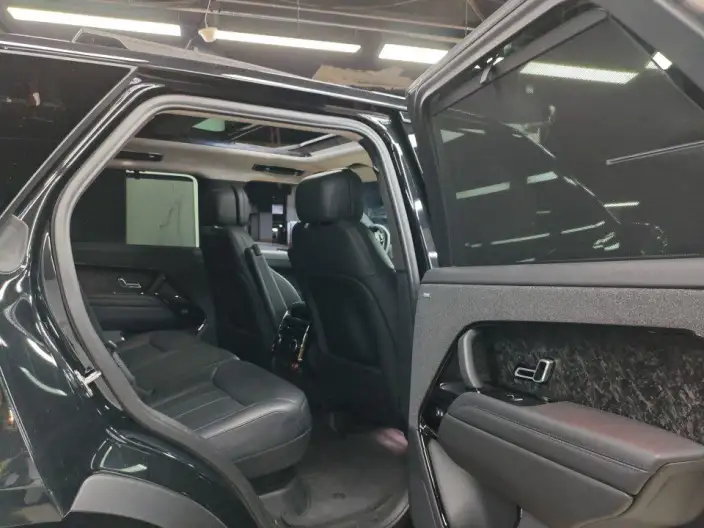 Range Rover Sport 2023 Model 3.0 L6 First Edition Edition – фото 7
