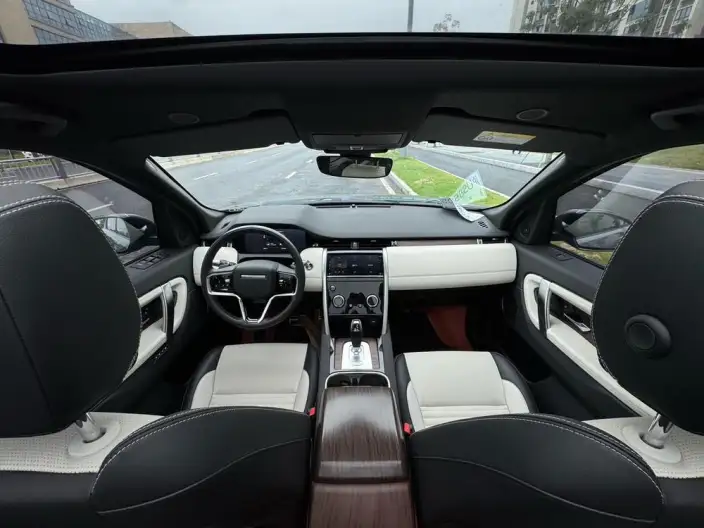 Land Rover Discovery Sport PHEV 2022 Model P300e Performance Technology Edition – фото 10