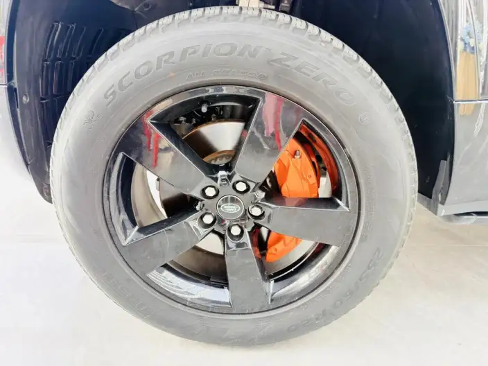 Land Rover Defender 2024 Model 110 3.0T P400 XS – фото 10