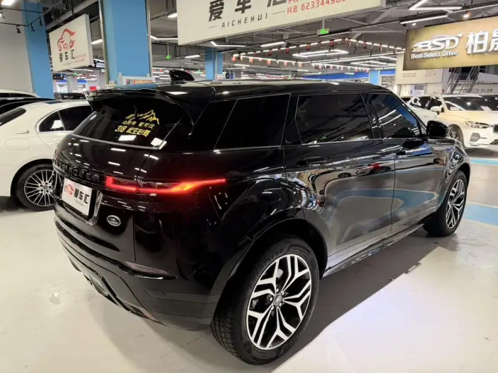Range Rover Evoque 2026 Model Range Rover Evoque L 2.0T SE – фото 6