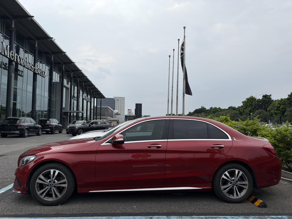 Mercedes-Benz C-Class 2018 C 200 L Sport – фото 2