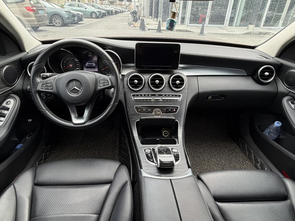 Mercedes-Benz C-Class 2018 C 200 L Sport – фото 6