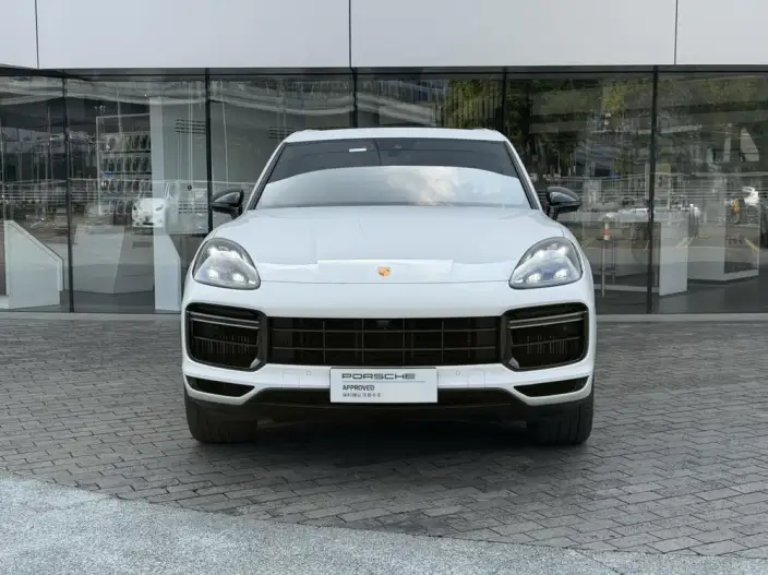Cayenne 2020 Model Cayenne Turbo 4.0T – фото 2