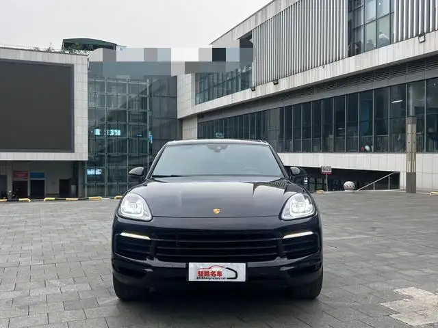 Cayenne E-Hybrid 2022 Model Cayenne E-Hybrid 2.0T Platinum edition – фото 2