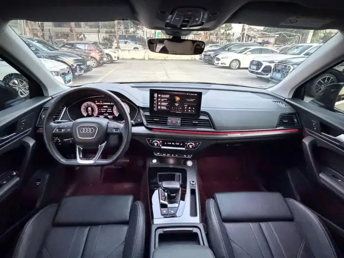 Audi Q5L 2022 Model 40T Luxury Dynamic Model – фото 7