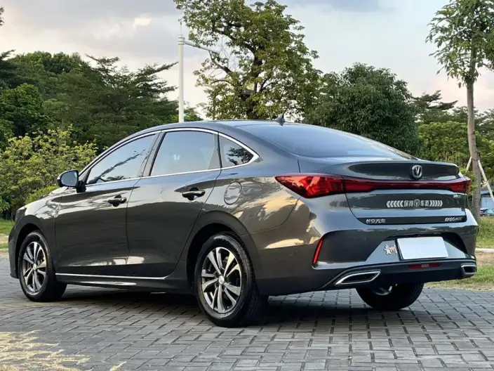 Changan Eado 2023 Model PLUS Changxiang Edition Blue whale NE 1.4T GDI DCT Noble Model – фото 5
