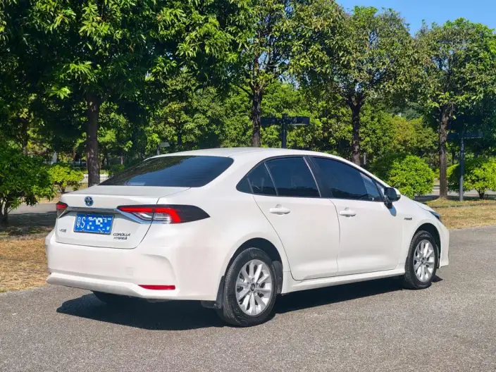 Toyota Corolla 2021 Model Hybrid 1.8L E-CVT Pioneer Edition – фото 6