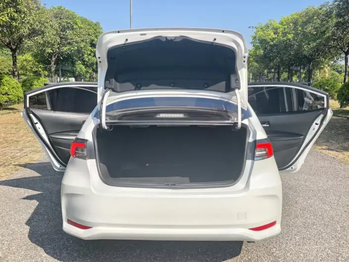 Toyota Corolla 2021 Model Hybrid 1.8L E-CVT Pioneer Edition – фото 7