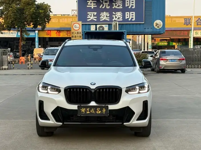 BMW X3 2023 Model xDrive30i Exclusive Model M Night Set – фото 2