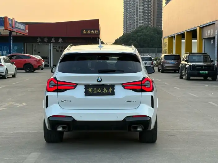 BMW X3 2023 Model xDrive30i Exclusive Model M Night Set – фото 5